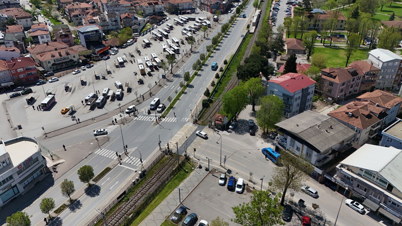 Merkezden geçen 4 ayrı geçitte işlem başladı 