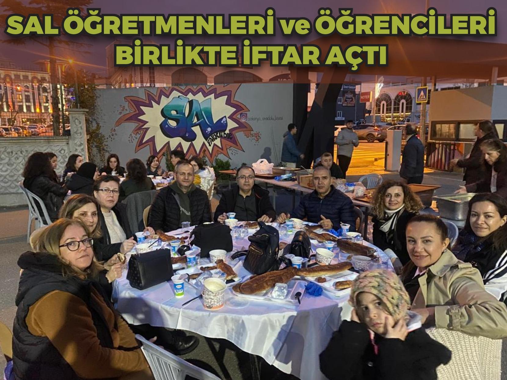 SAL Öğretmenleri ve Öğrencileri Birlikte İftar Açtı