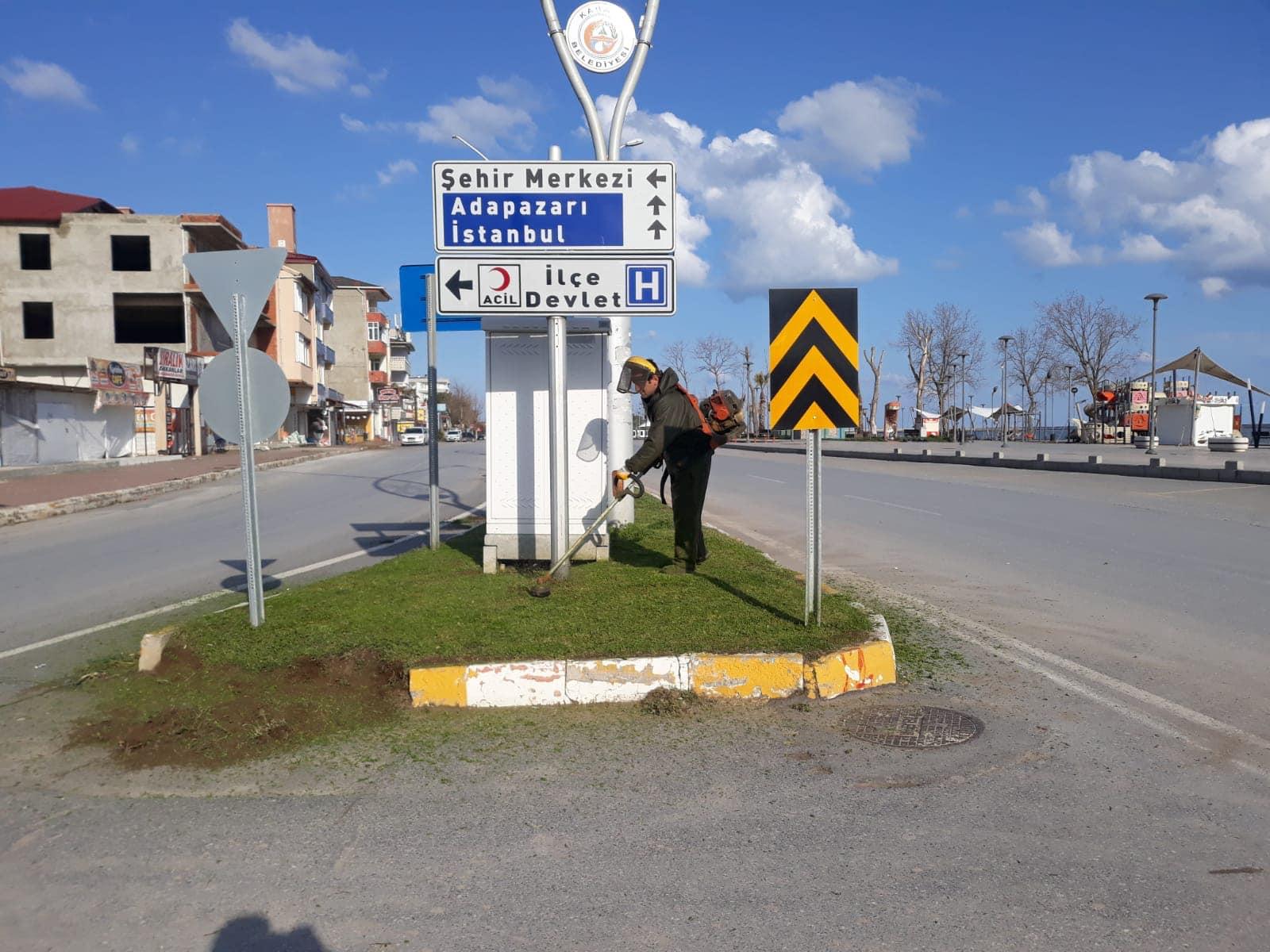 Karasu’da Dip Köşe Temizlik Hizmeti Devam Ediyor
