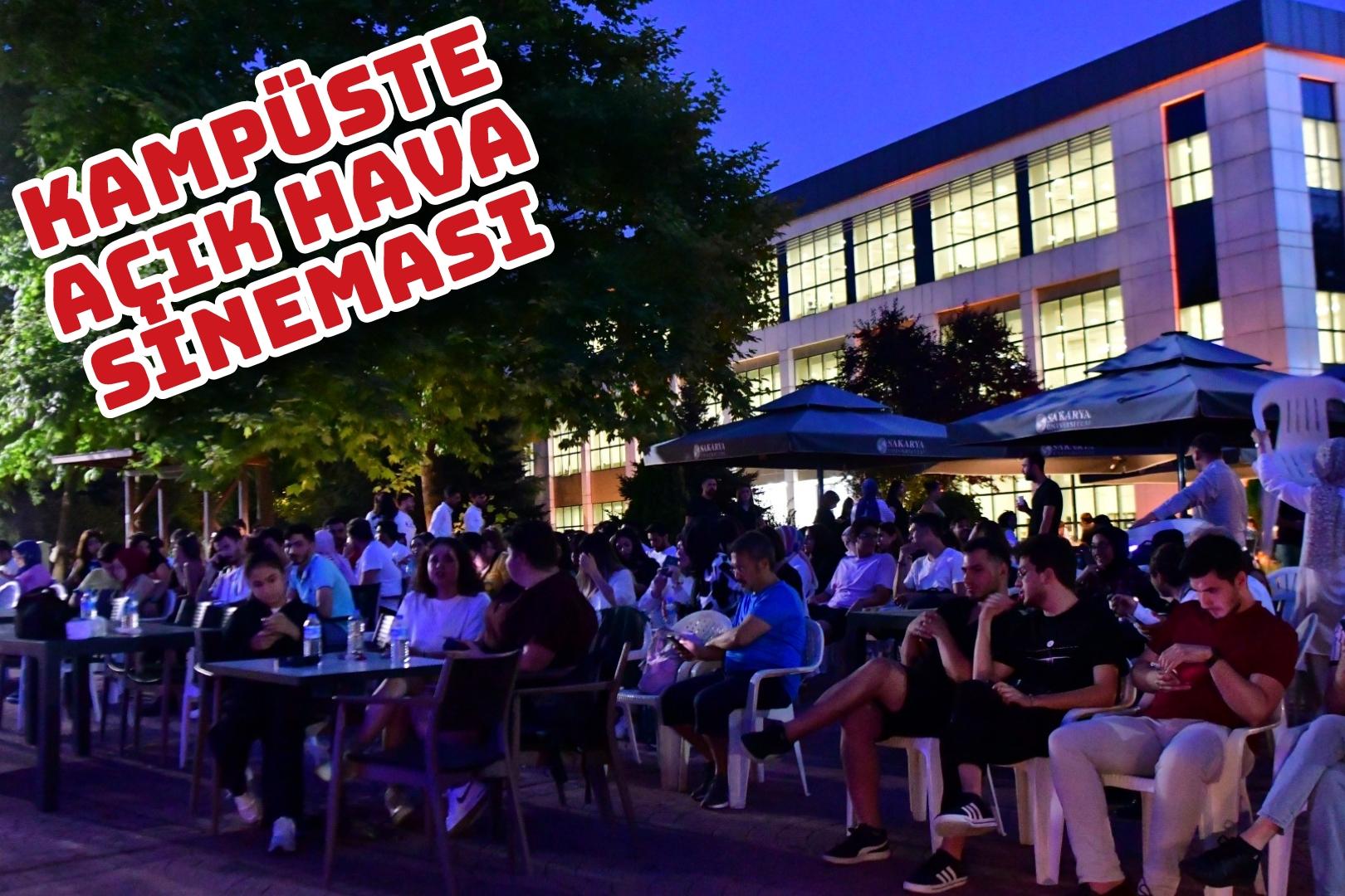 Kampüste Açık Hava Sineması