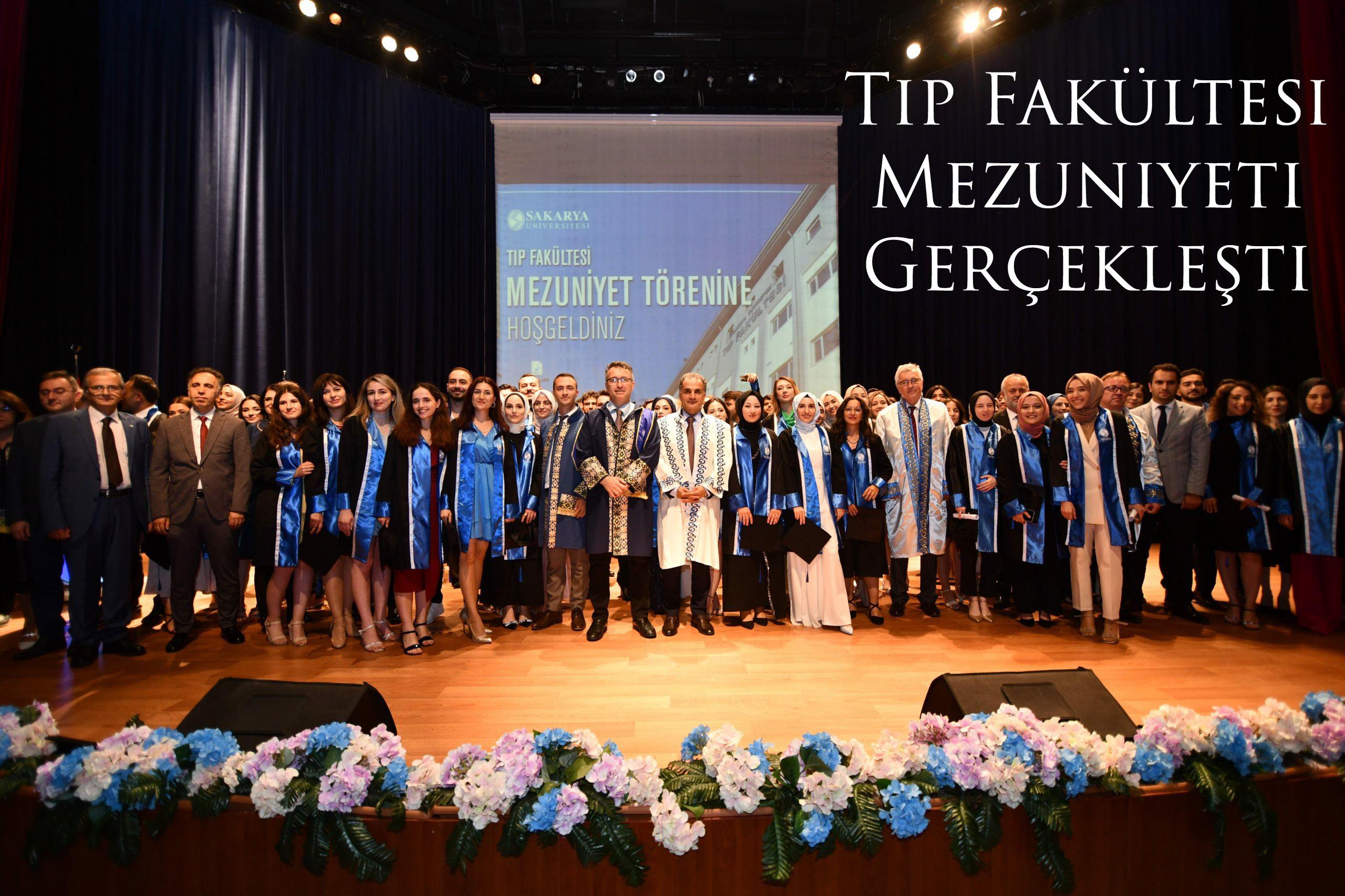 Tıp Fakültesi Mezuniyeti Gerçekleşti