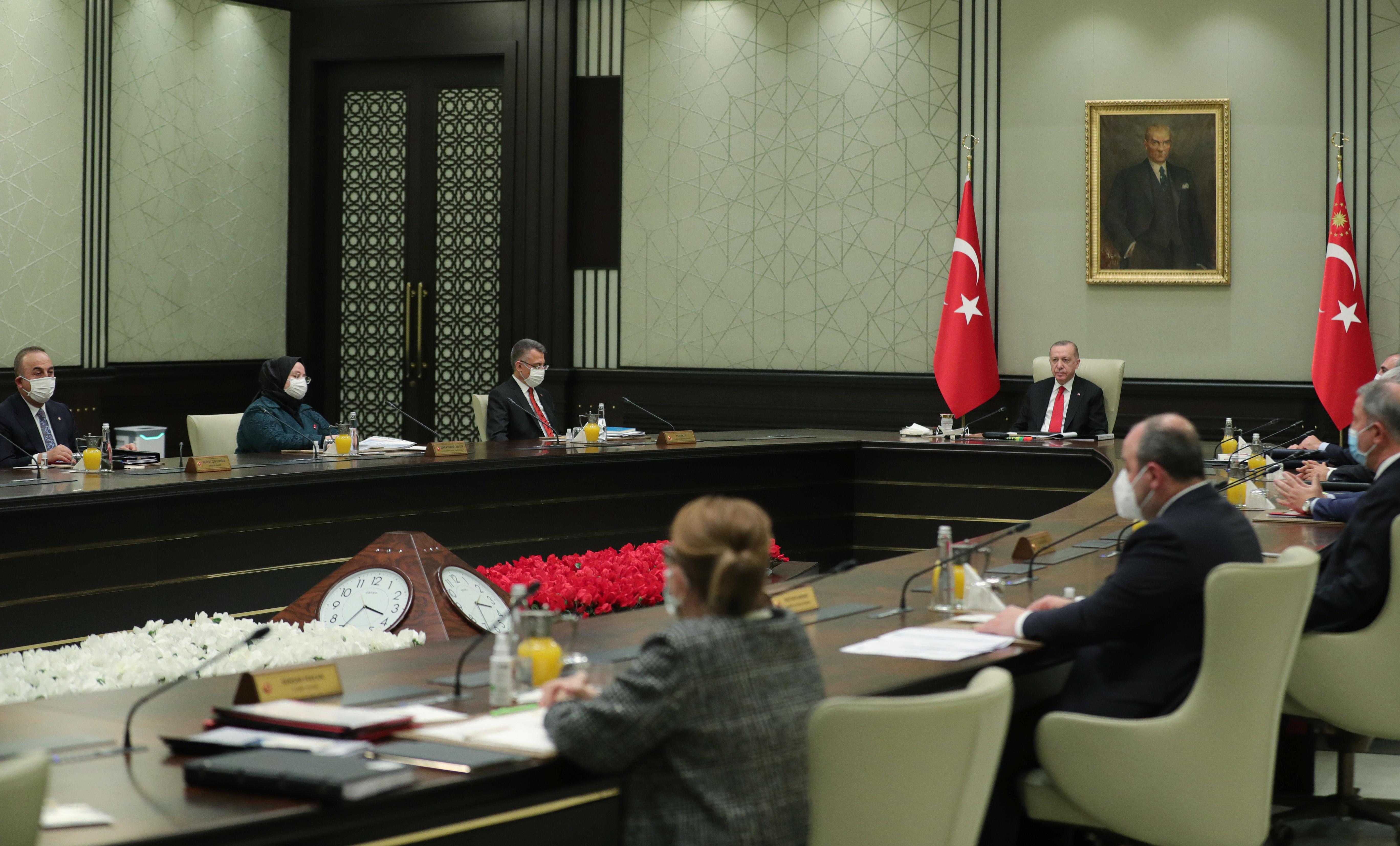 Cumhurbaşkanlığı Kabinesi, Cumhurbaşkanı Erdoğan Başkanlığında Toplandı İşte Tedbir ve Kısıtlamalar