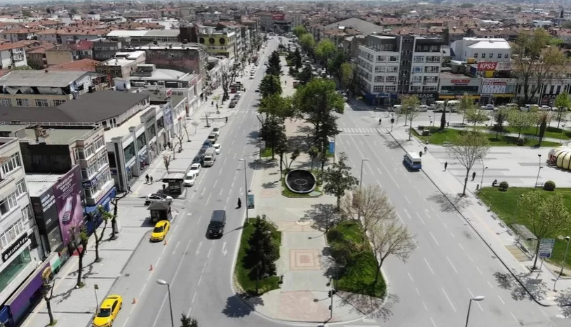 Tam kapanmanın ilk gününde şehirden fotoğraflar  