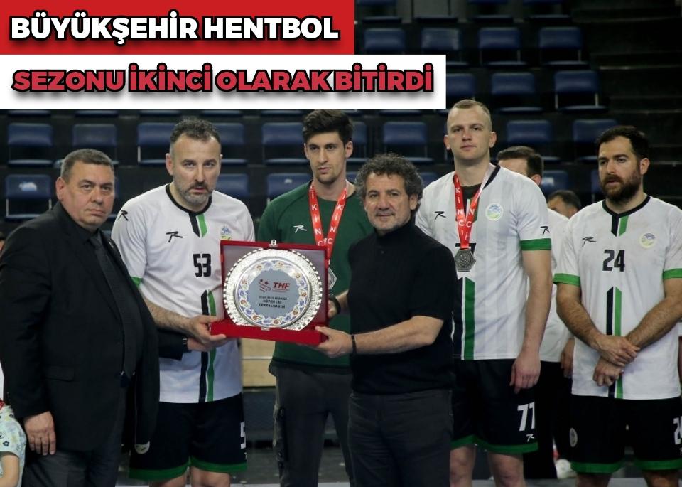 Büyükşehir hentbol sezonu ikinci olarak bitirdi