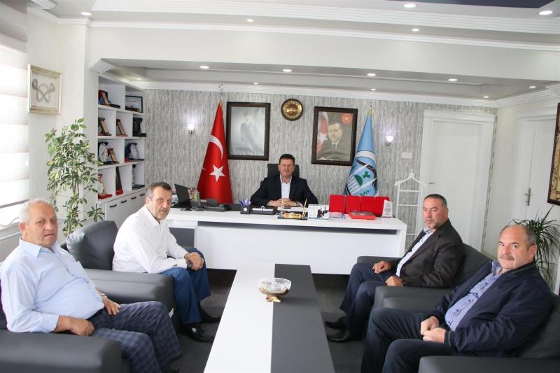 EMEKLİYE AYRILAN PERSONELLERİMİZE BAŞARI PLAKETİ