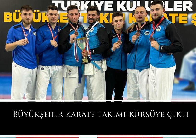 Büyükşehir karate takımı kürsüye çıktı