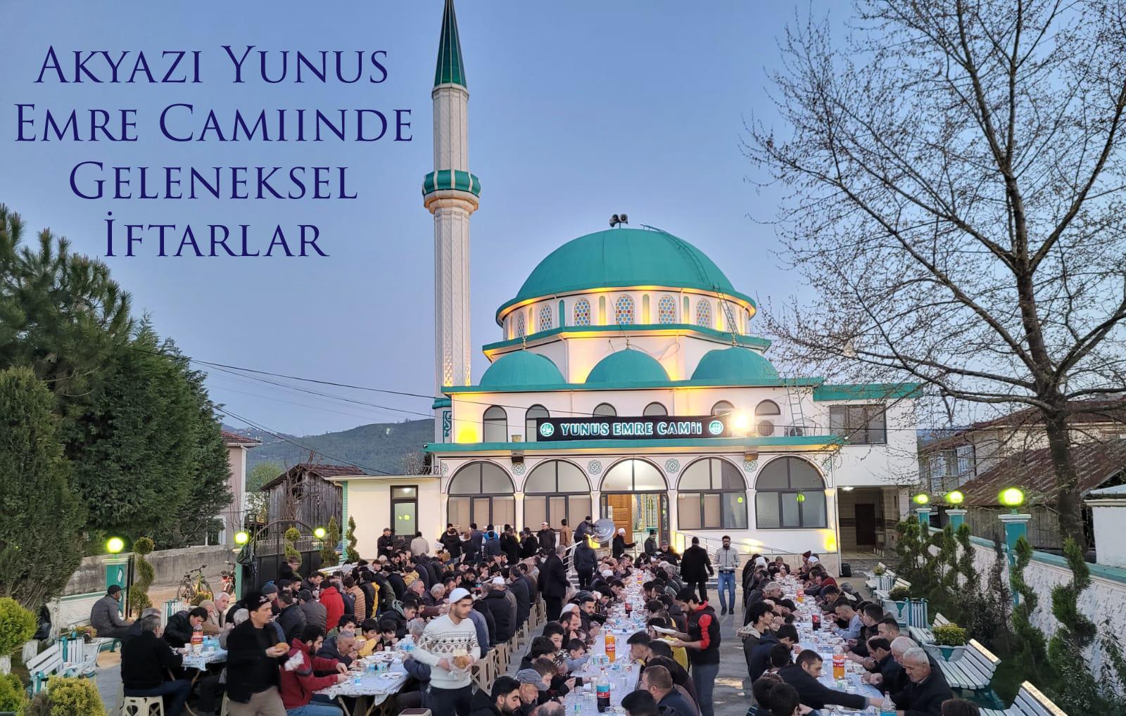 Akyazı Yunus Emre Camiinde Geleneksel İftarlar