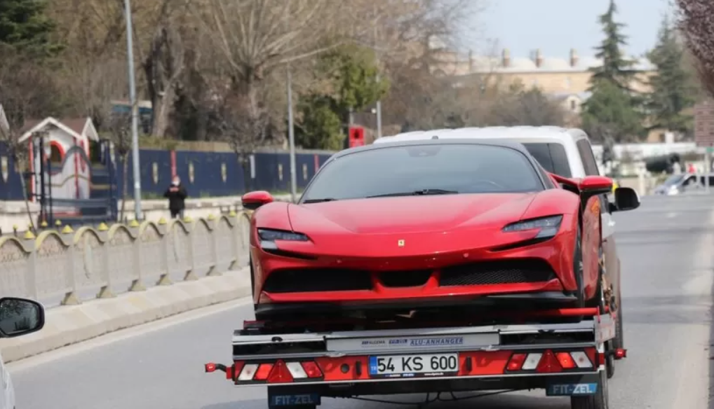O Ferrari Kenan Sofuoğlu'nun Çıktı 