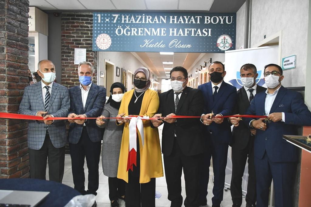 Sakarya’da Hayat Boyu Öğrenme Haftası Açılış Programı