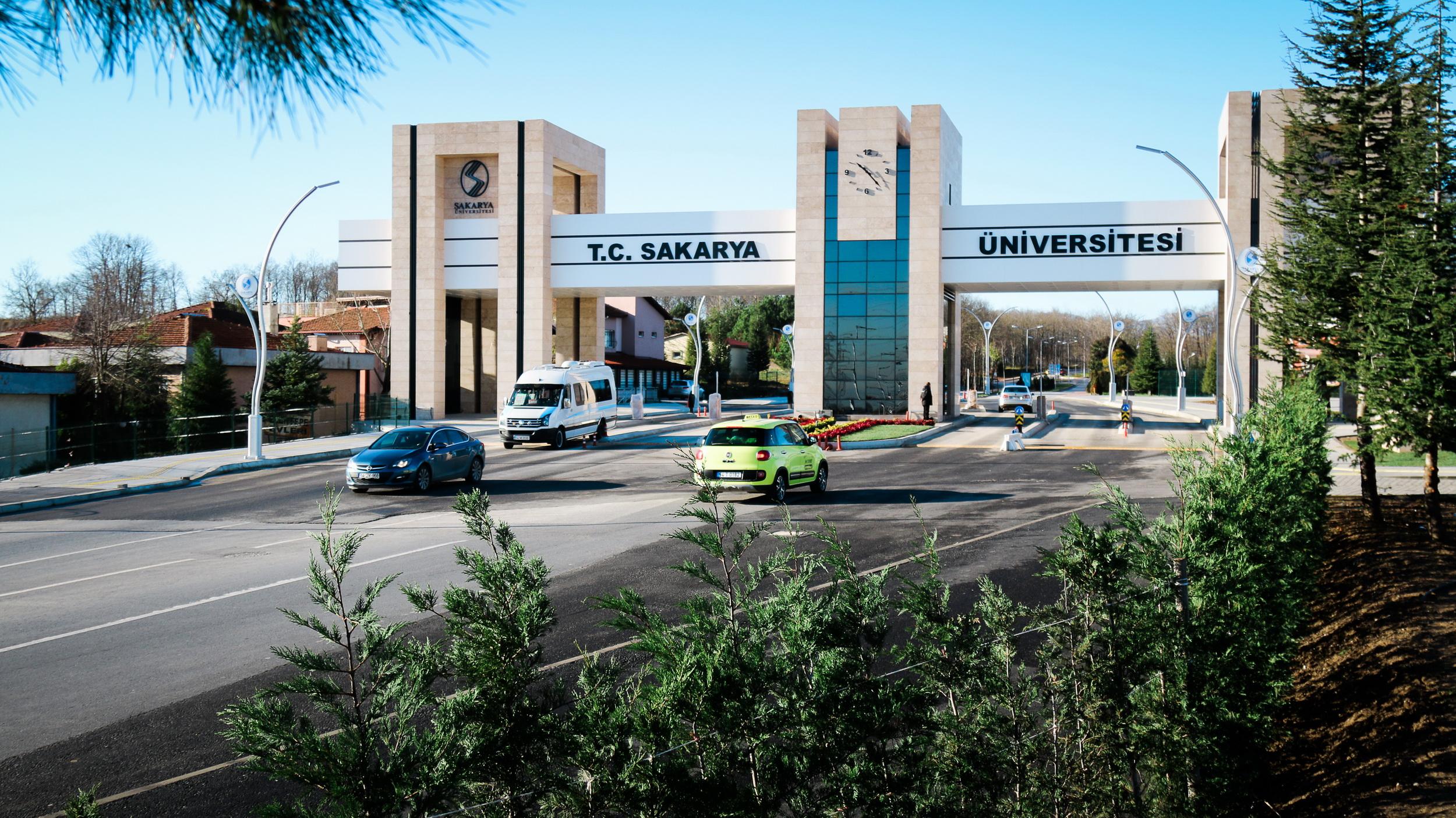 SAÜ’lü Akademisyenlerden Büyük Başarı