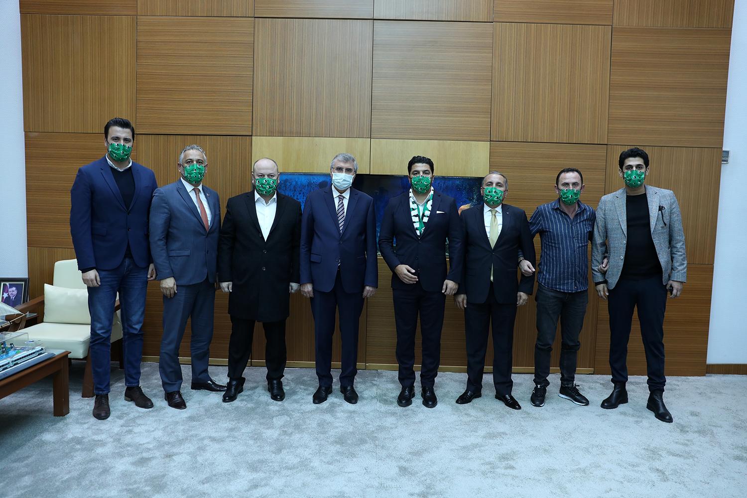 Sakaryaspor başkanlığı için karar delegelerindir