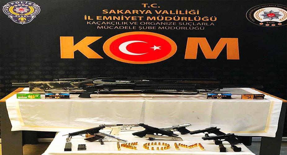 SAKARYA İL EMNİYET MÜDÜRLÜĞÜ KOM ŞUBEDEN EŞ ZAMANLI OPERASYON