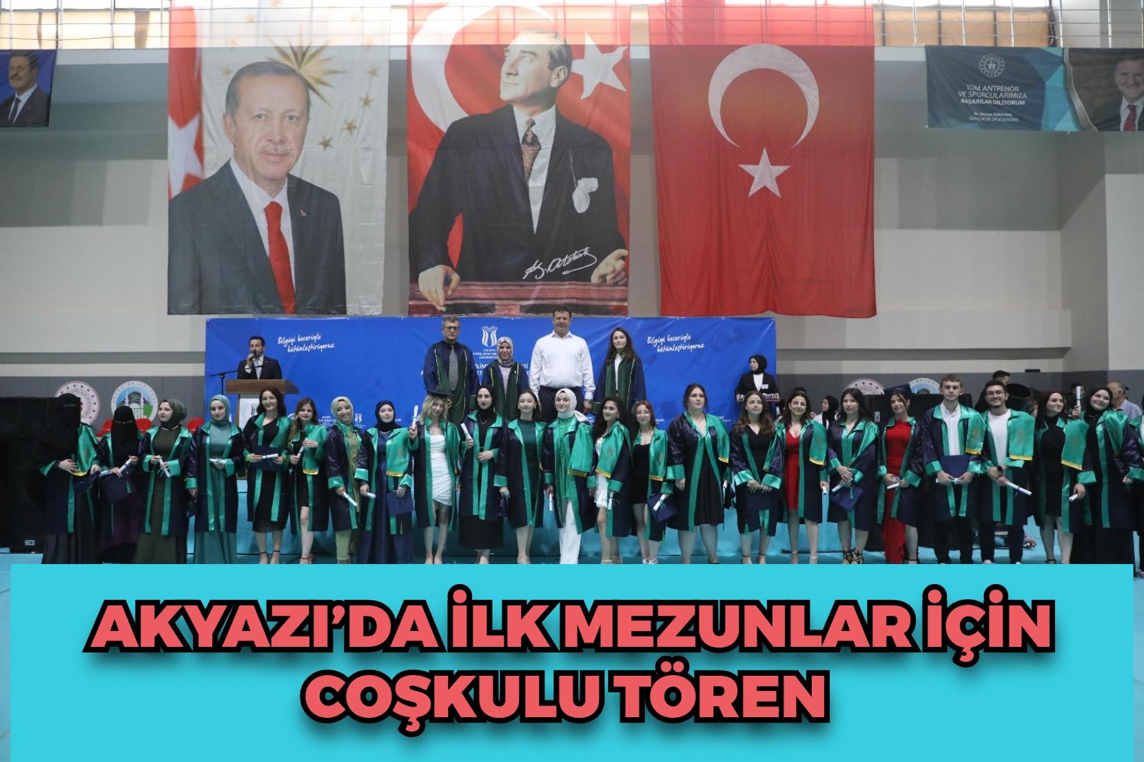 Akyazı’da ilk mezunlar için coşkulu tören 