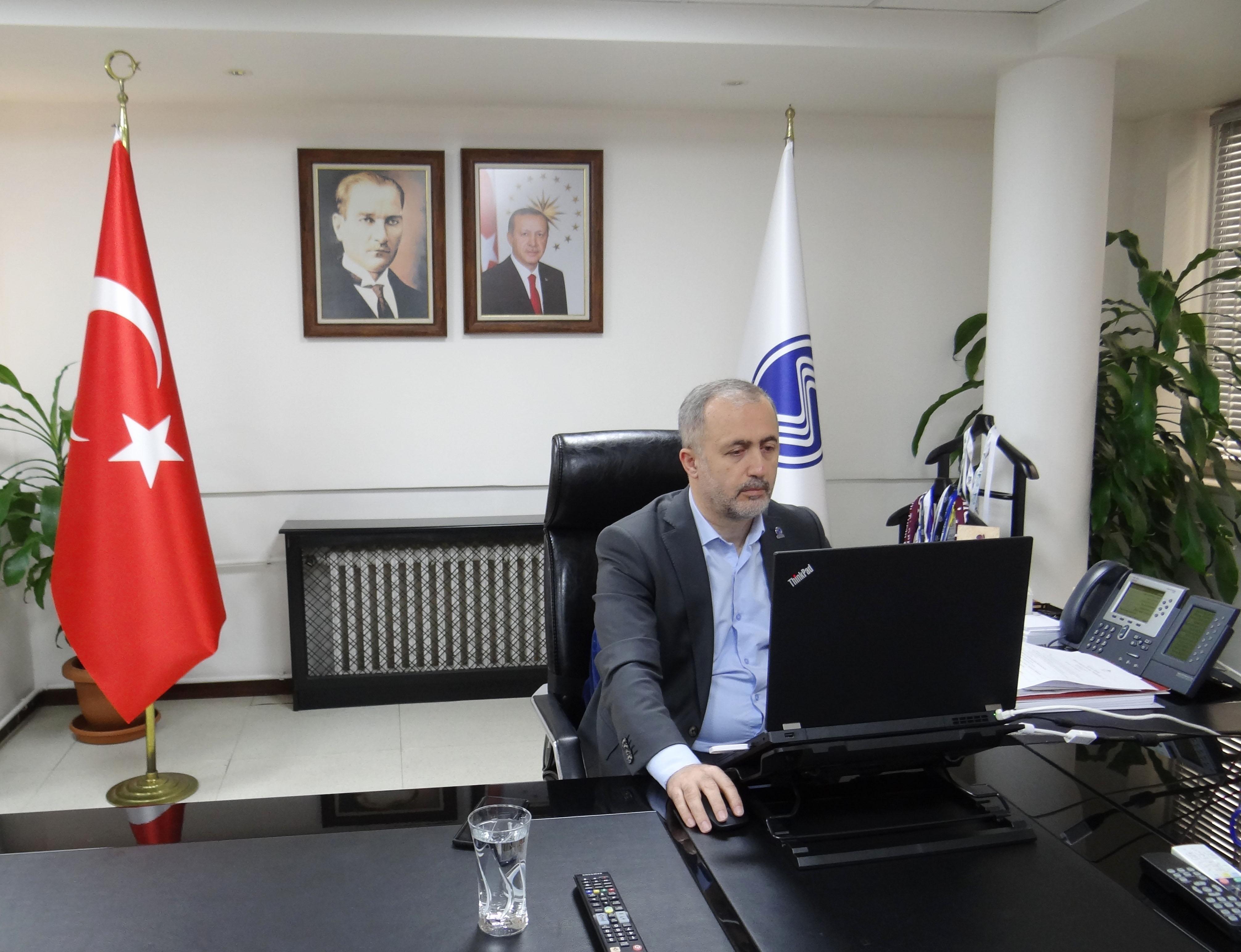 Rektör Savaşan: Gelecek yapay zeka ile şekillenmeye devam edecek