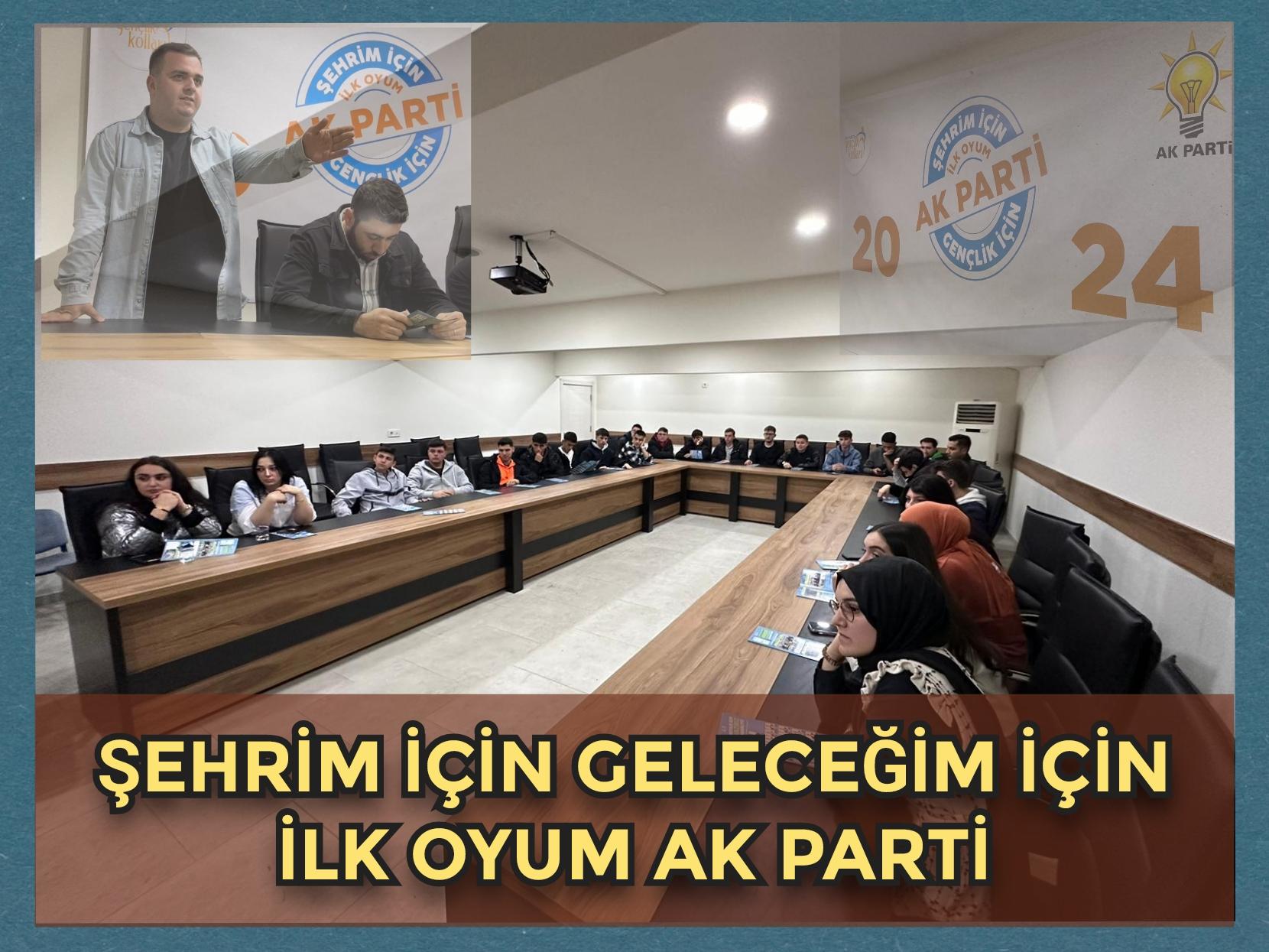 Akyazı AK Parti Gençlik kolları Yeni Seçmen ekibi 