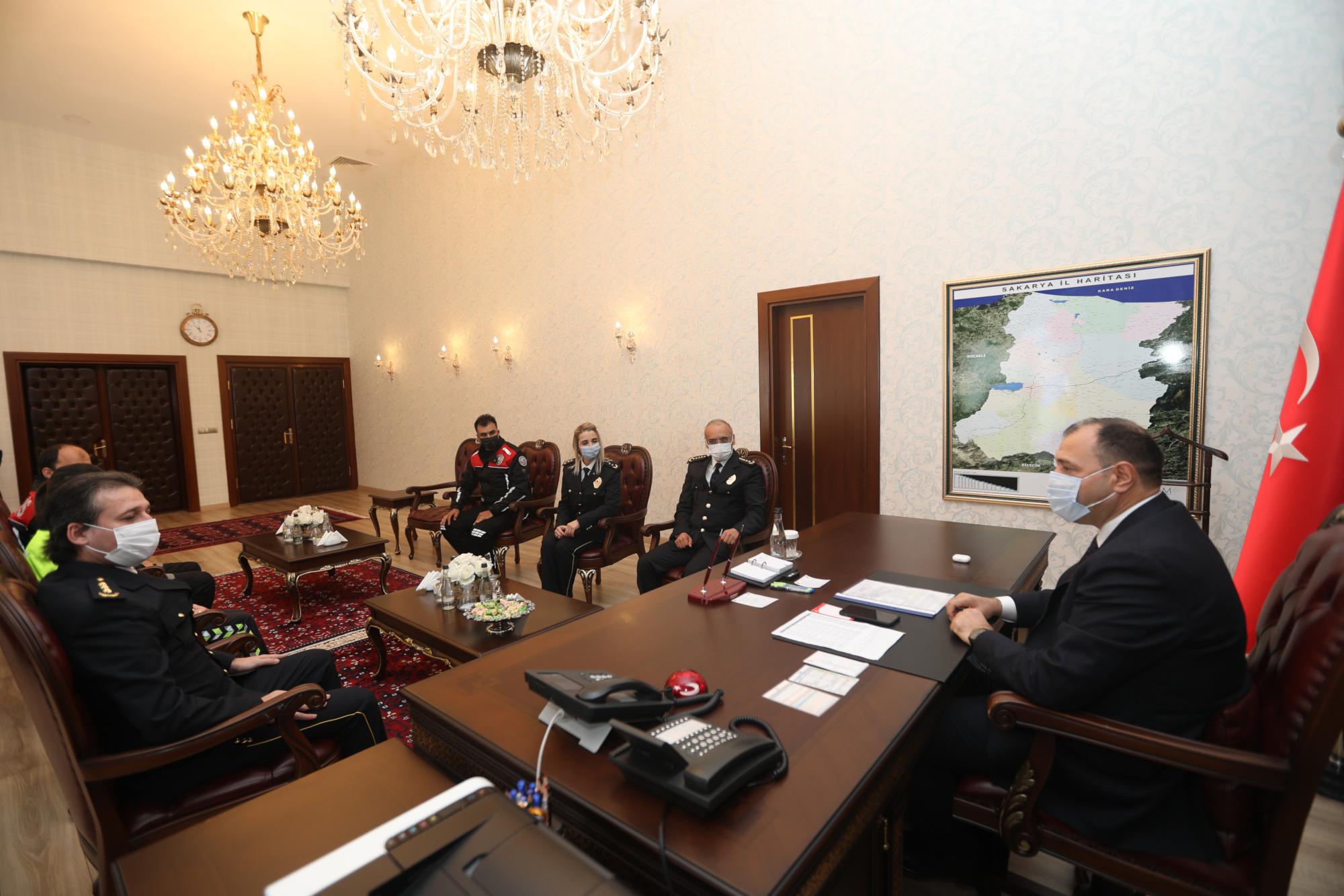 Emniyet Teşkilatından Vali Kaldırım’a “10 Nisan Polis Haftası” Ziyareti
