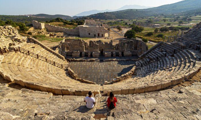 İlahiyat Fakültesi Araştırma Görevlisi Ödül Aldı
