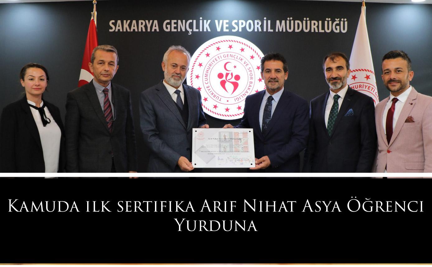 Kamuda ilk sertifika Arif Nihat Asya Öğrenci Yurduna 