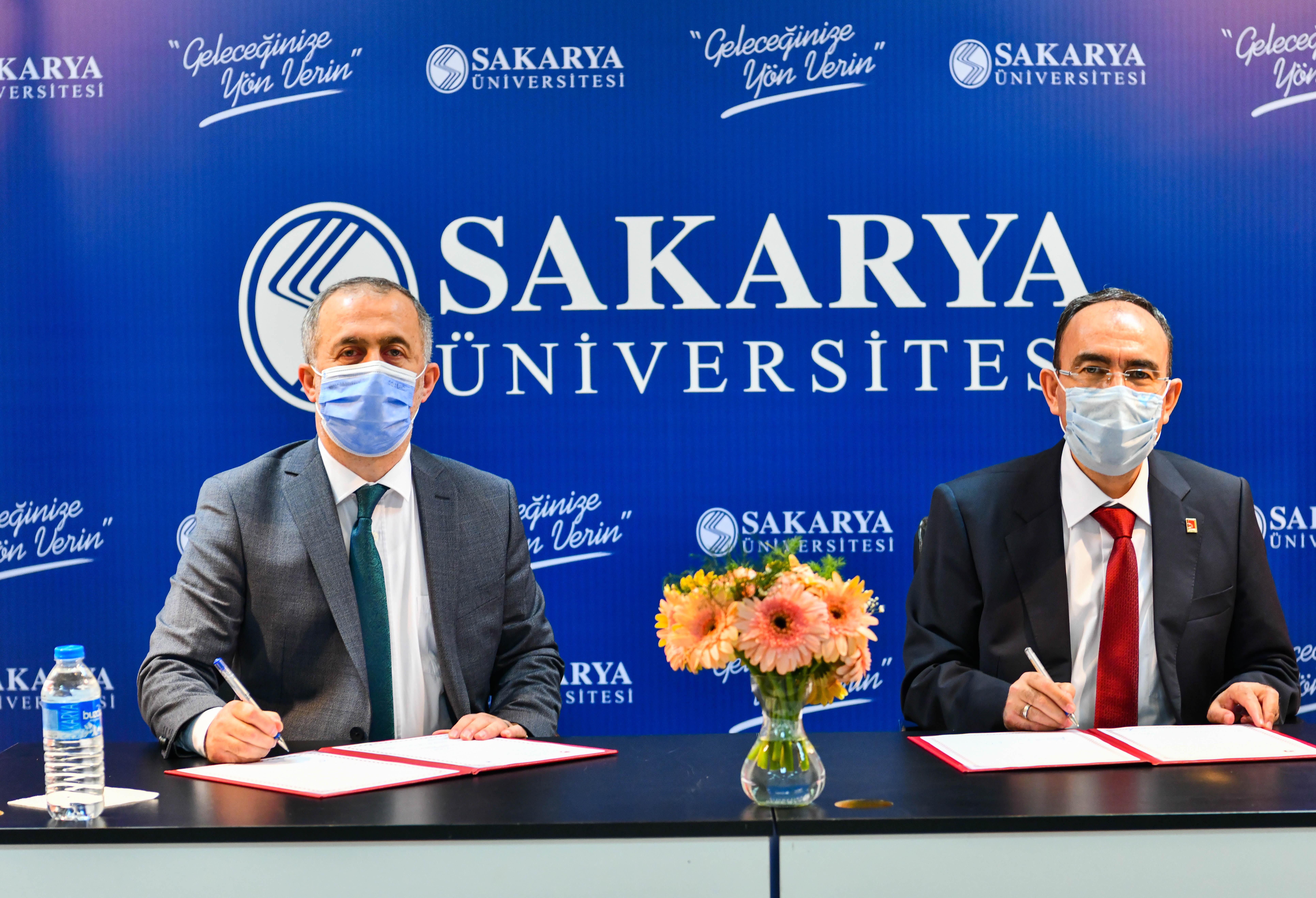 SAÜ ile Bilecik Şeyh Edebali Üniversitesi Arasında İş Birliği Protokolü İmzalandı