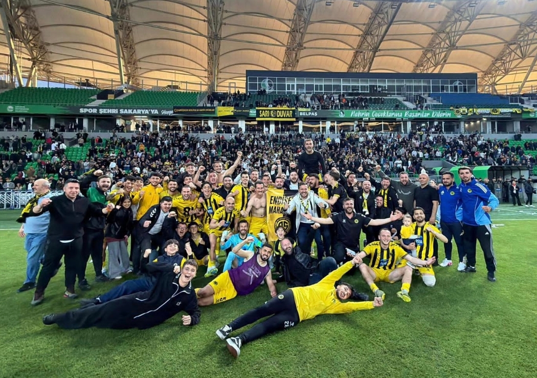 As Akyazıspor BAL'a yükseldi